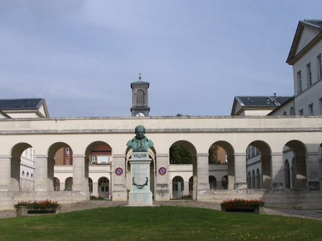 L’AUMÔNERIE DE L’HÔPITAL RAYMOND POINCARÉ