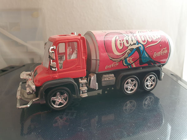 Coca Cola Modell unbekannt (2).jpg