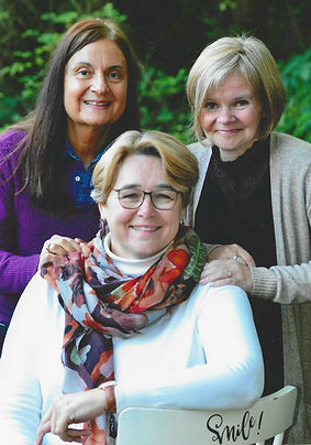 Catherine Moulin, la directrice de l'école Saint-Joseph, et les secretaires