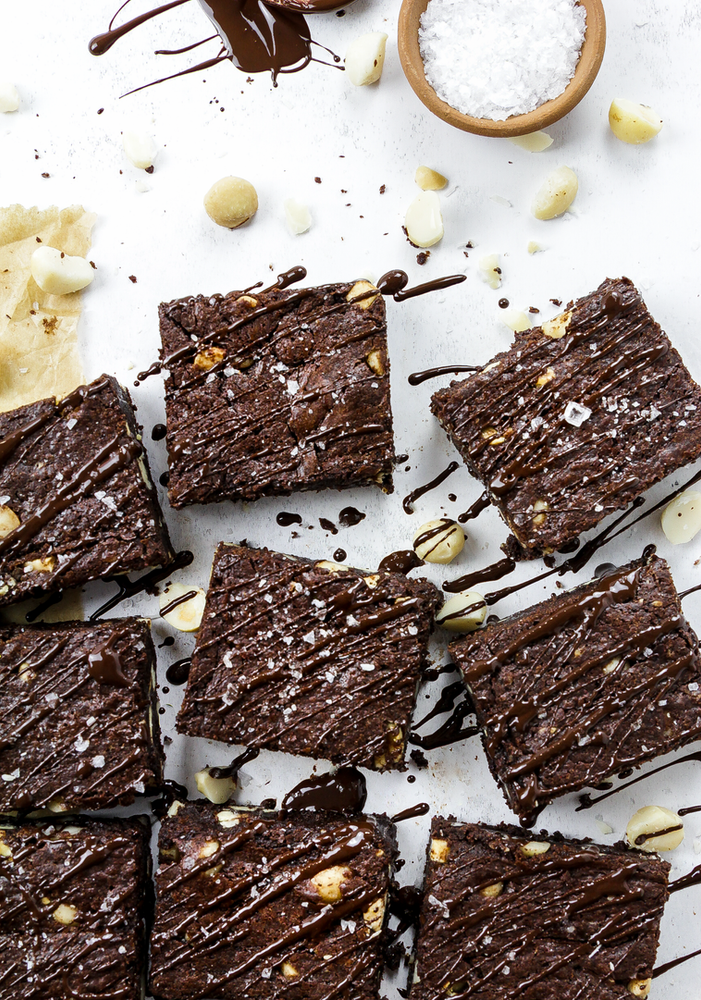White chocolate & macadamia brownies