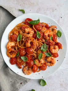 Easy chilli prawn spaghetti