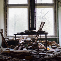 CLEAN YOUR SPACE