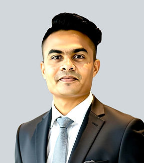 Professional pic_edited_edited.jpg