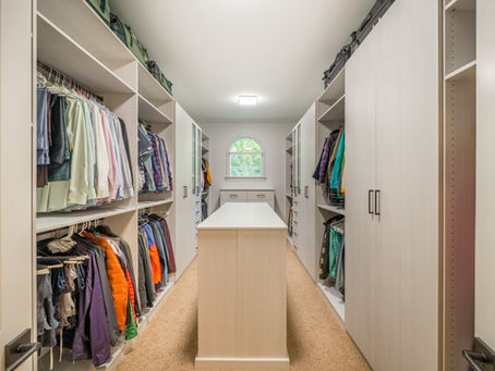 North Carolina Seasons Got You Confused? Seasonal Clothing Storage Solutions