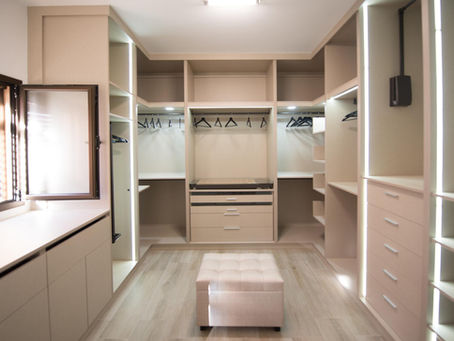 A Complete Guide to Walk-In Closet Lighting Design