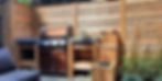Espace BBQ avec clôture en bois