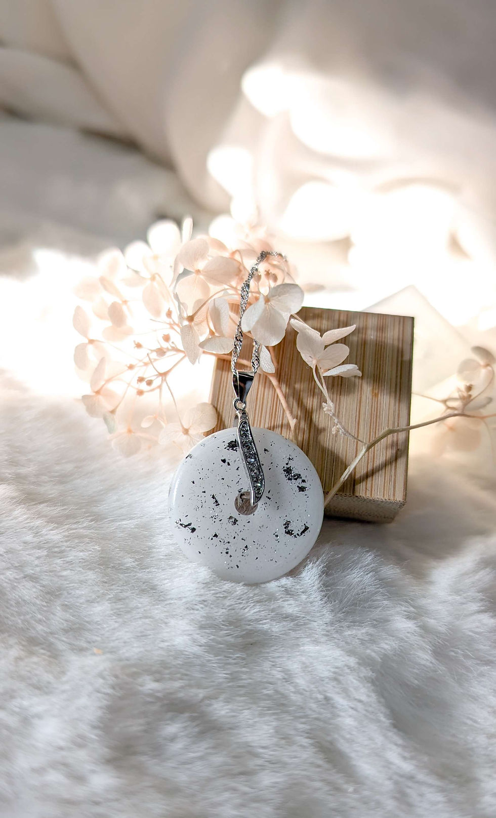 Miniature : Ethan -  Collier lait maternel