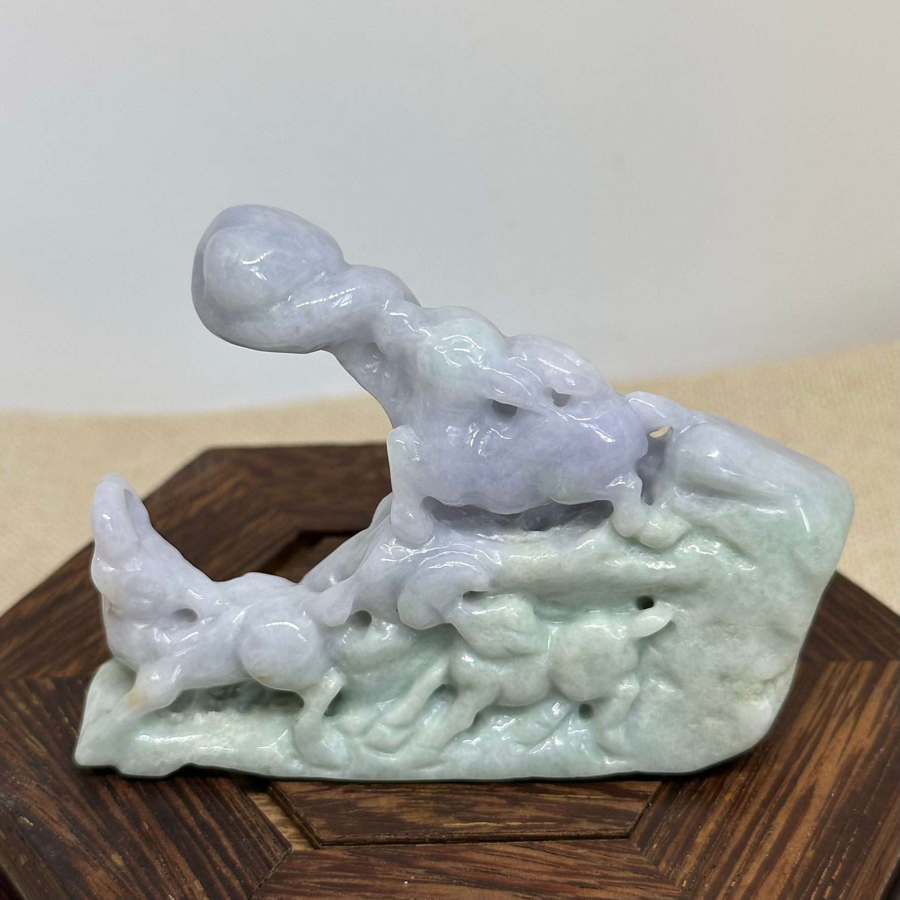 (已送出 )三羊開泰-天然A貨翡翠紫羅蘭春彩雕件