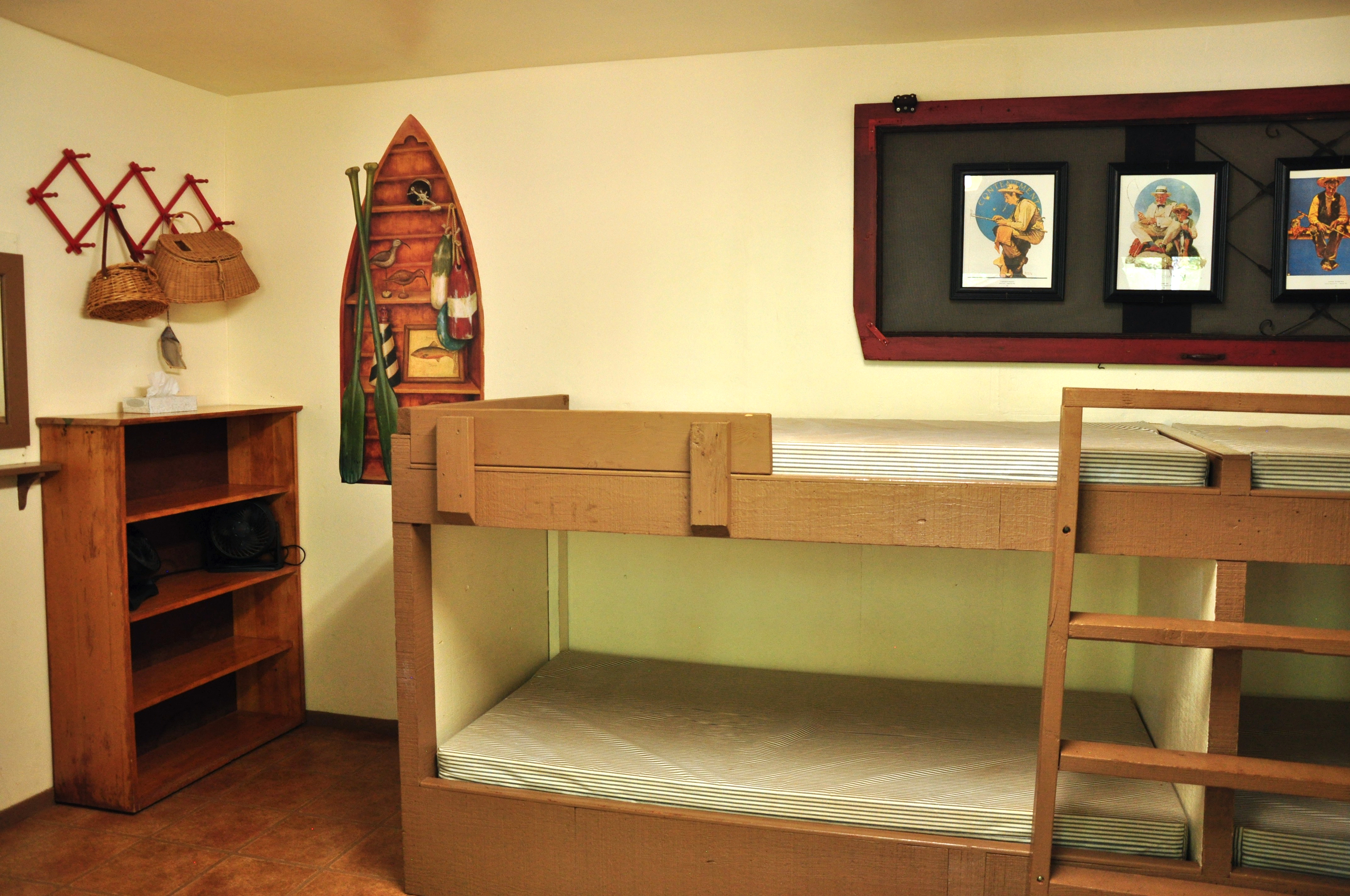 Manzanita Interior