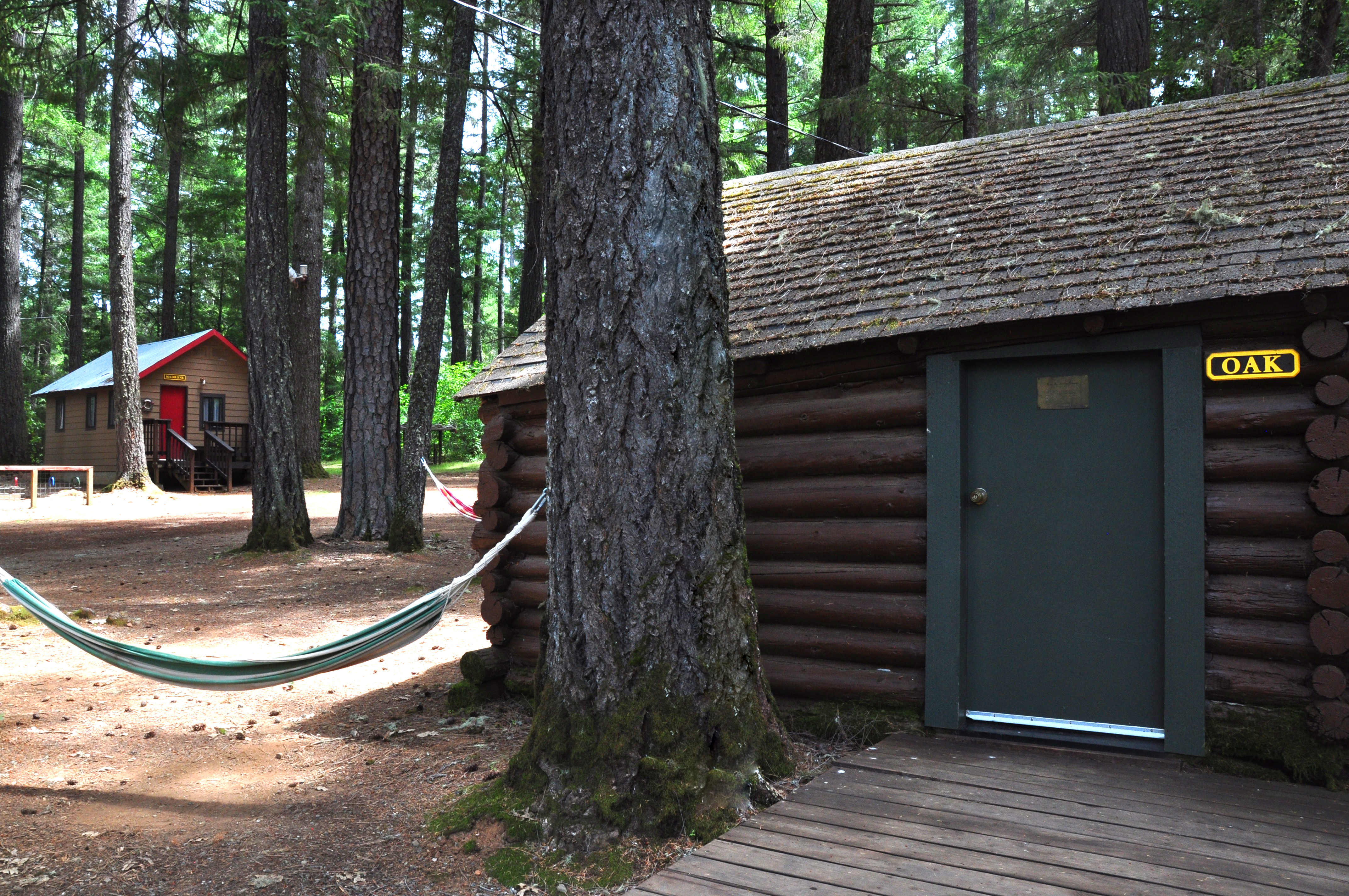 Oak Cabin