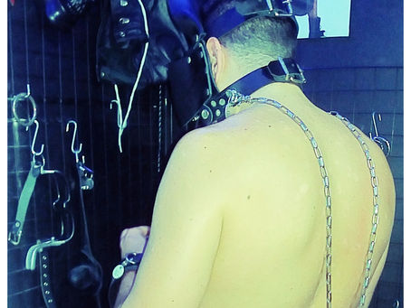 Mestre Guto abre seu estudio BDSM em São Paulo.