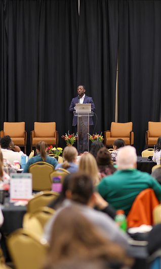 EvergreenConference-151_edited.png