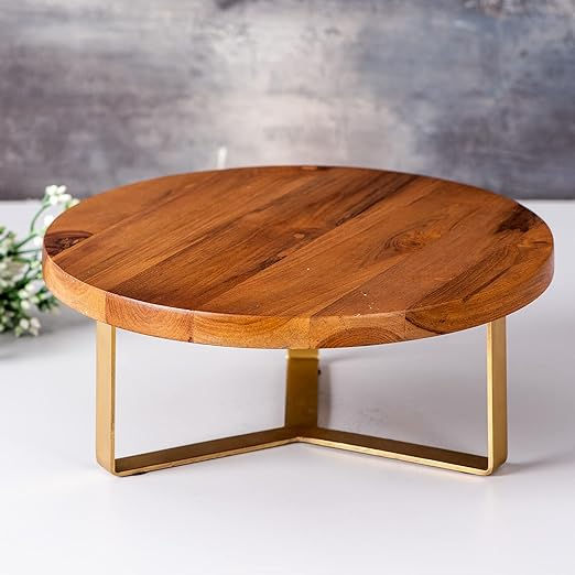 Wooden Stand For Cake Cutting