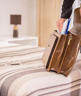 depositphotos_79604422-stock-photo-busin