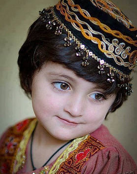 7-Pushtun_beauty_child.jpg