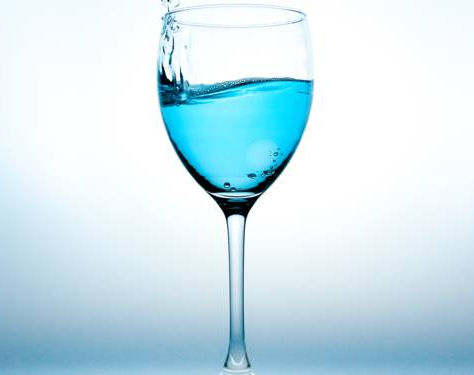 Le vin bleu, vraiment?