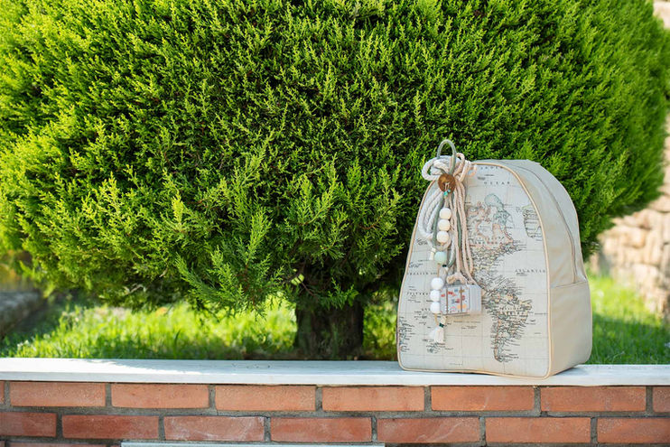 Ο χάρτης της κομψότητας.Υπέροχα βαπτιστικά ρούχα που αναδεικνύουν τη μαγεία της ξεχωριστής στιγμής.Φωτογράφιση βάπτισης Λάρισα