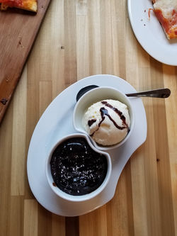 Tortino al cioccolato with gelato