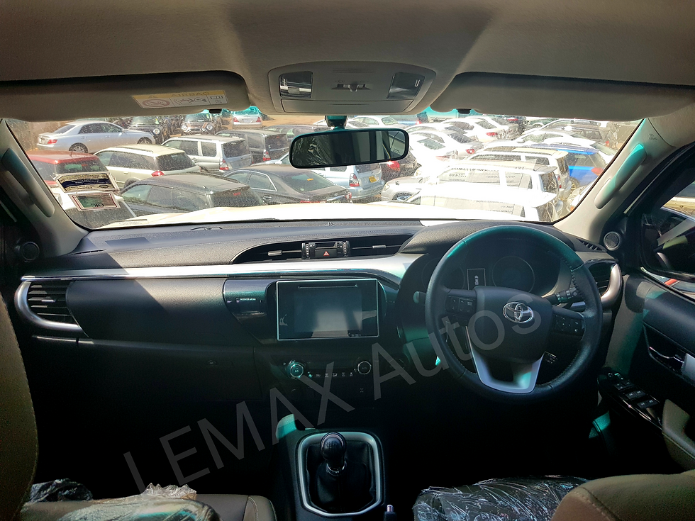 Thumbnail: HILUX VEVO