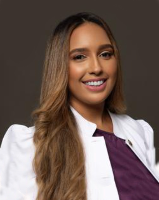 Dra. Luz Guzmán 2.jpg