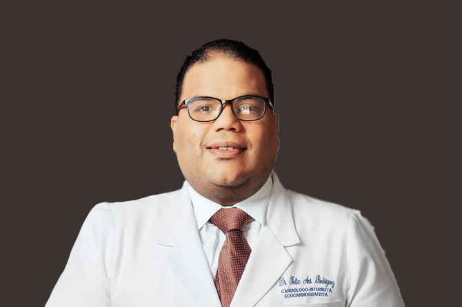 Dr. felix-rodriguez-670x446.jpg