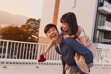 Couplehappy_img.jpg