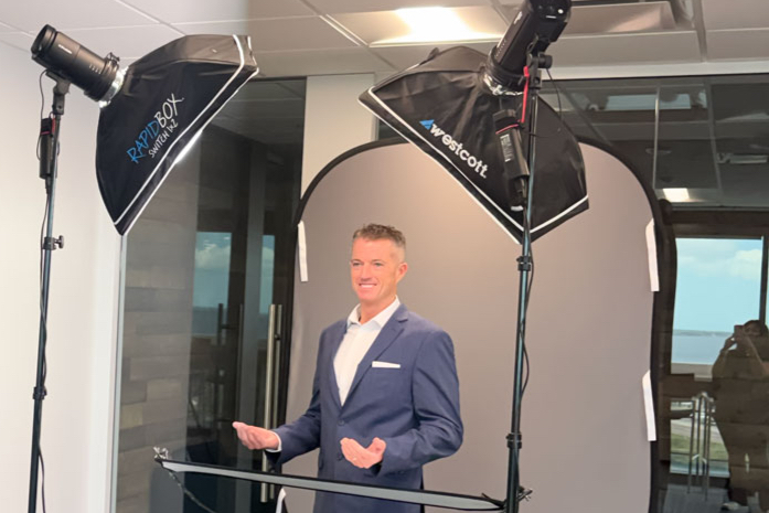 How Professional Headshots Can Boost Your Personal Brand