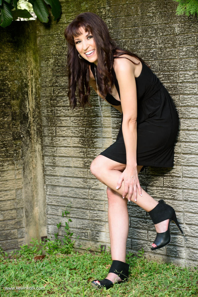 Louisa Glam Session Image 1