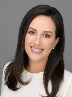Camila's Corporate Headshot