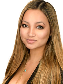 Julie's Headshot 