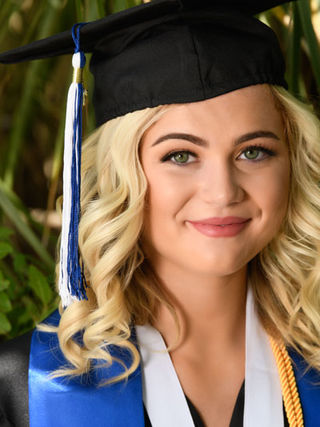 Piper's Senior Portraits