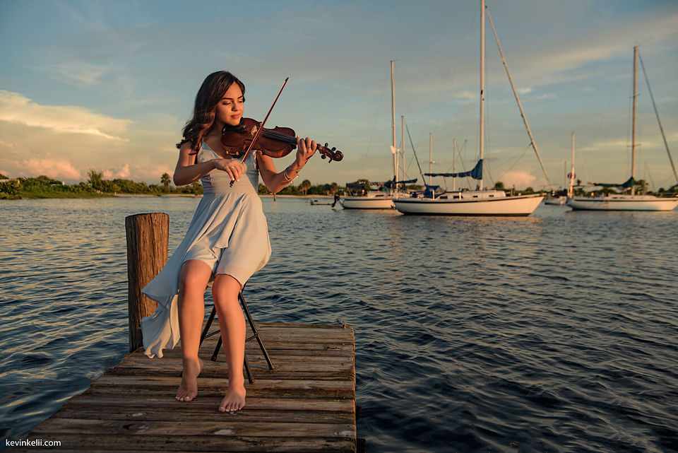 Tampa Senior Portraits Image 9