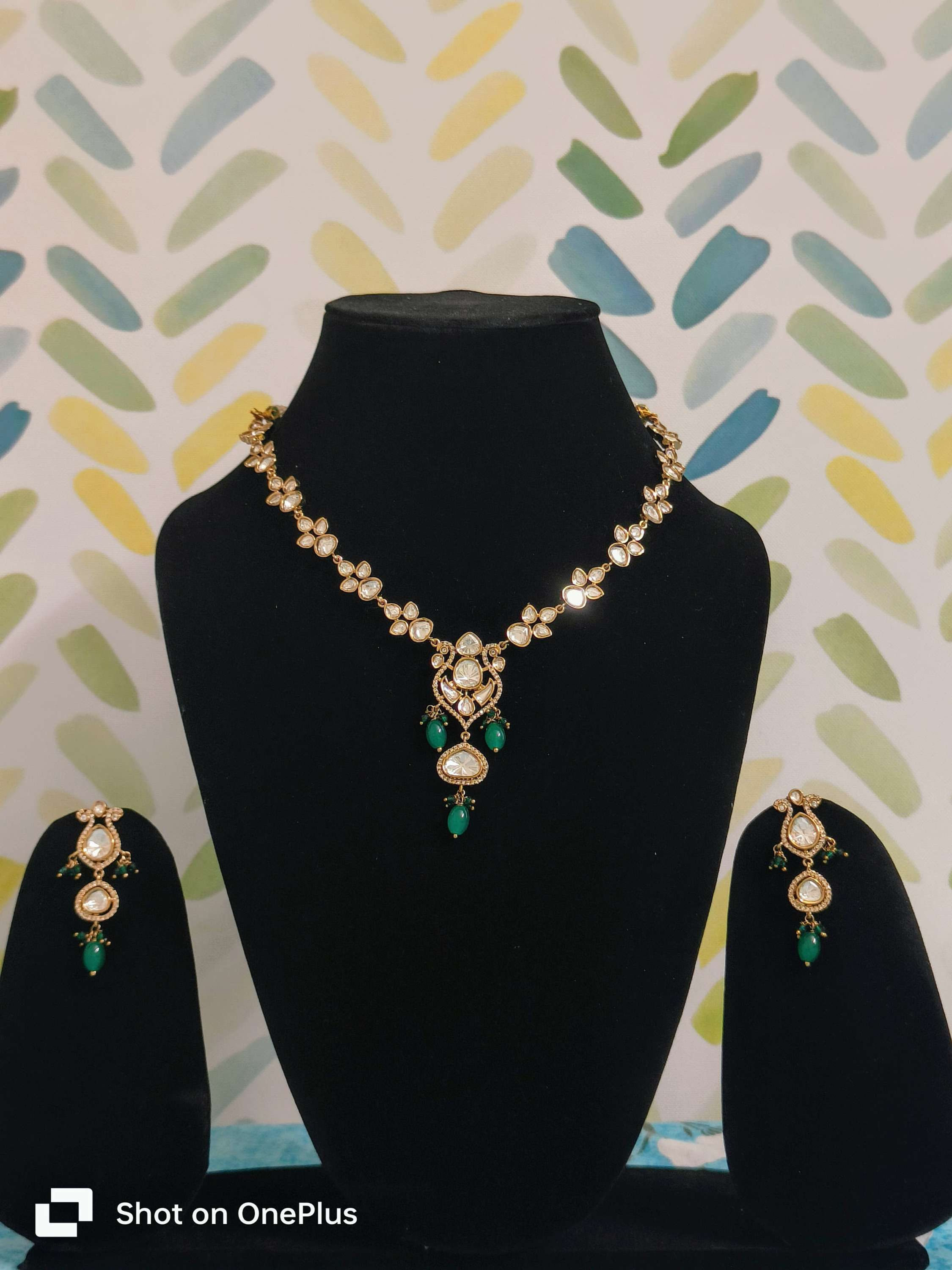 Sleek moissanite neckline set