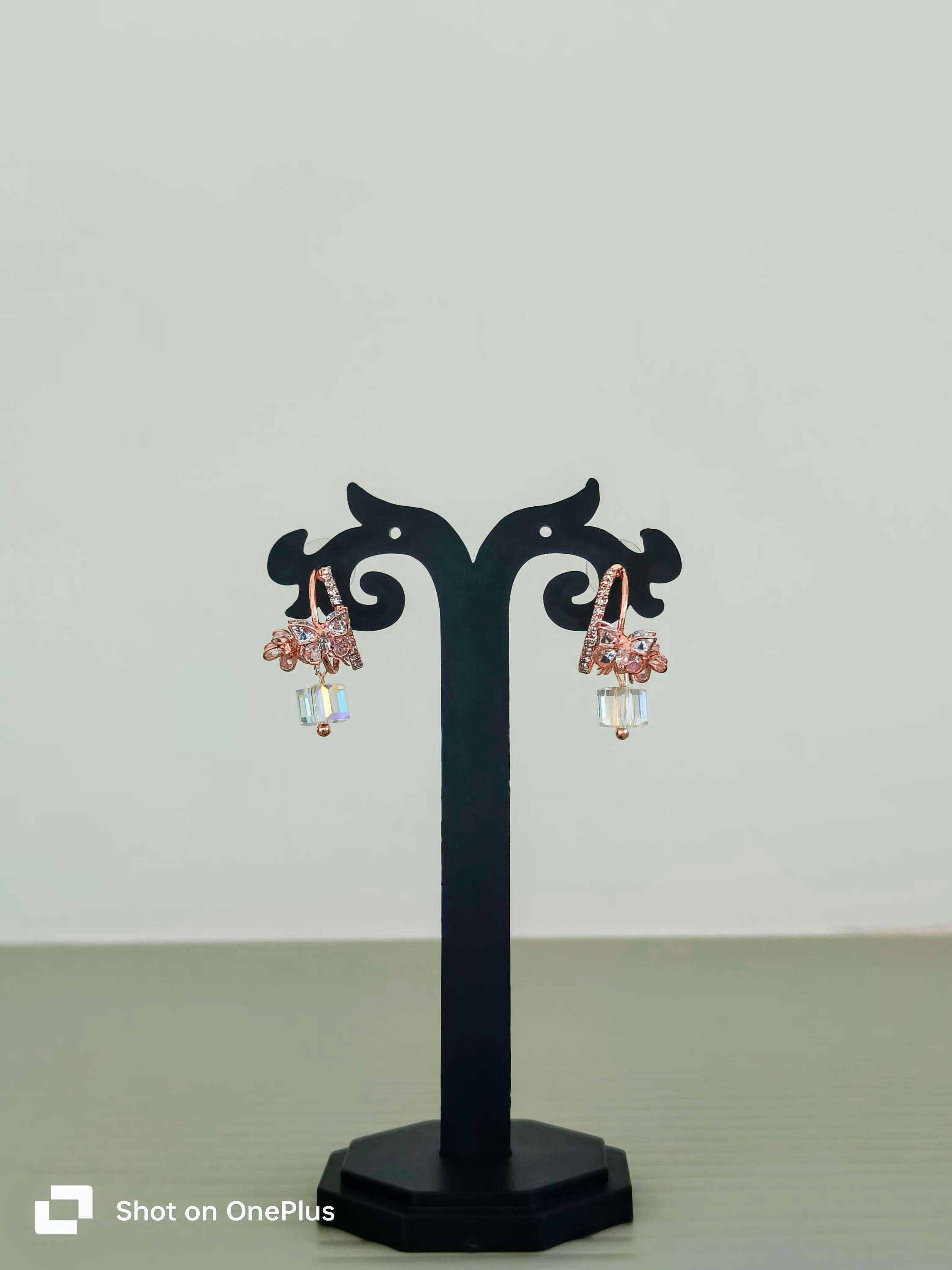 Small hoops in rose gold 