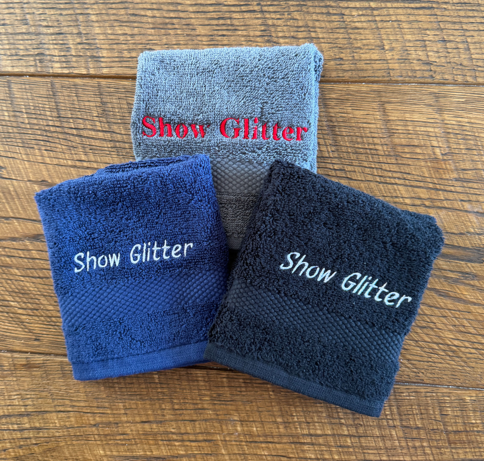 Dog Showing Slobber Cloth Show Glitter
