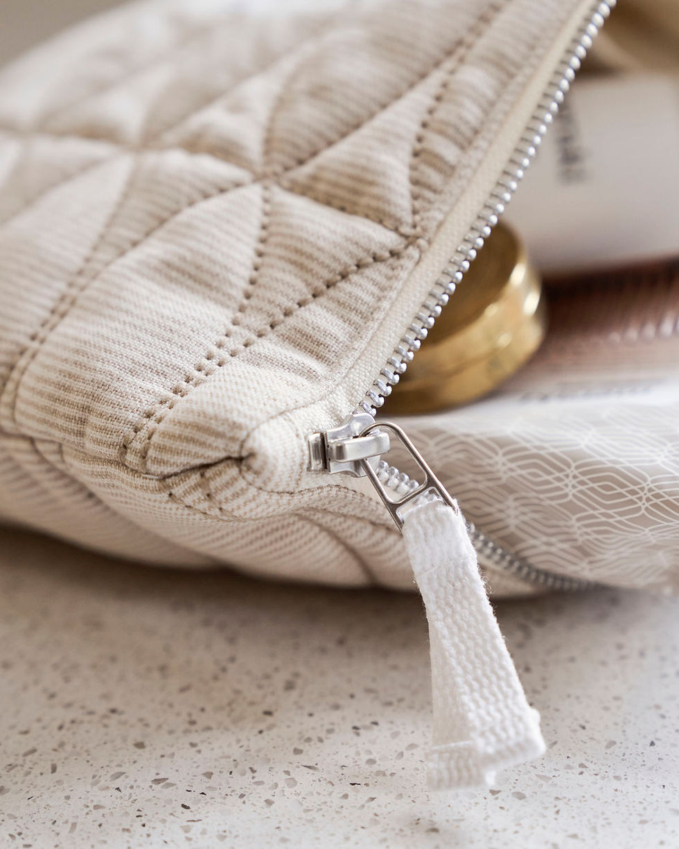 Miniaturbild: Necessaire aus Baumwolle in der Farbe Off White von der dänischen Marke Meraki