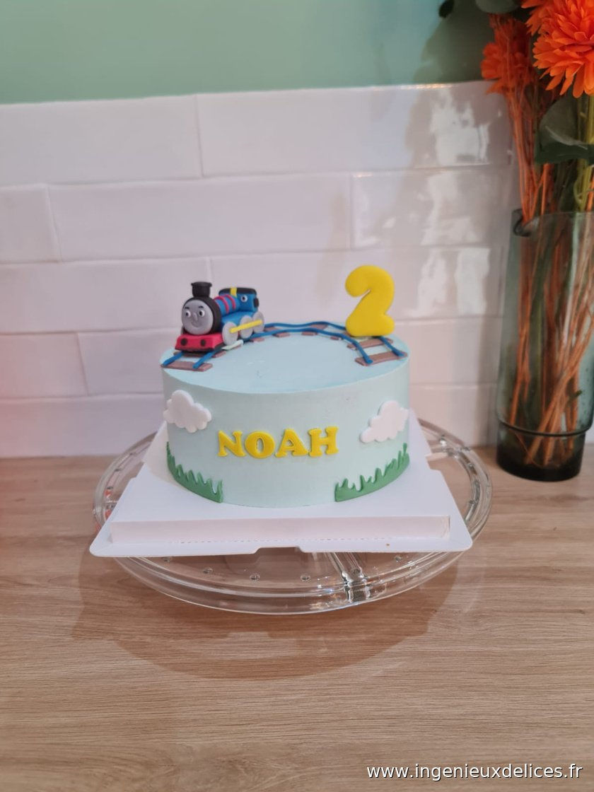 gâteau sur mesure véhicule thème train La Garenne-Colombes