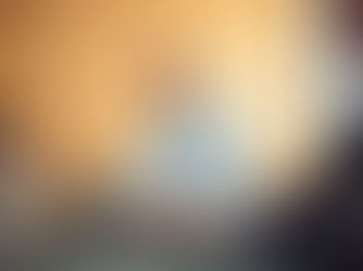 Empresário em reunião de negócios discutindo impactos da reforma tributária para empresas.