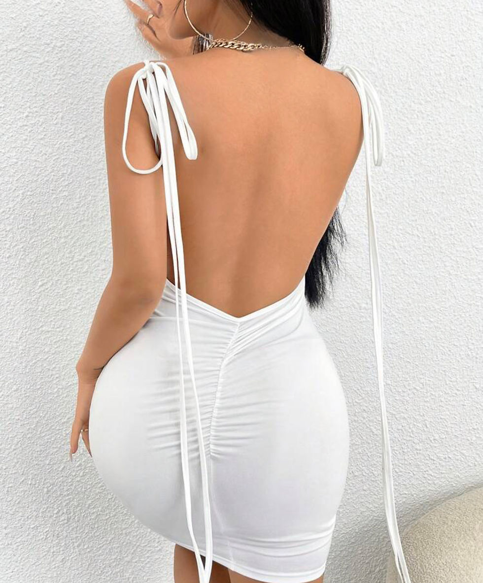 Miniatura: Vestido de tirantes con espalda abierta y cordón 