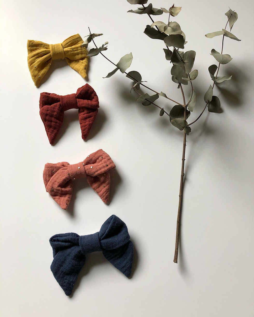 Miniature : Gamme de barrettes gros noeud en double gaze