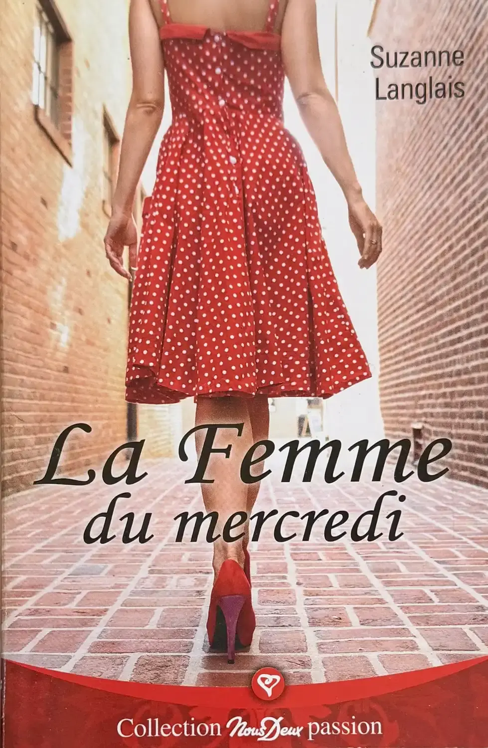 Livre de Suzanne Langlais - La femme du mercredi | Vinyles & Vintage