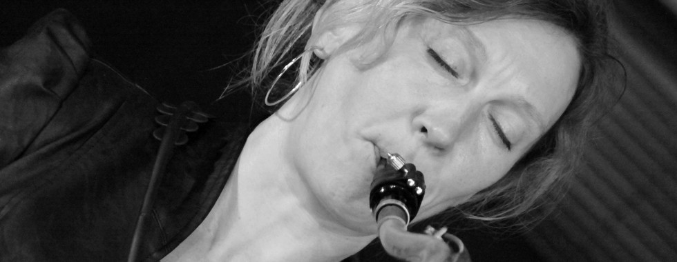 Maria-Christina Harper Harpist at The Jazz Centre UK