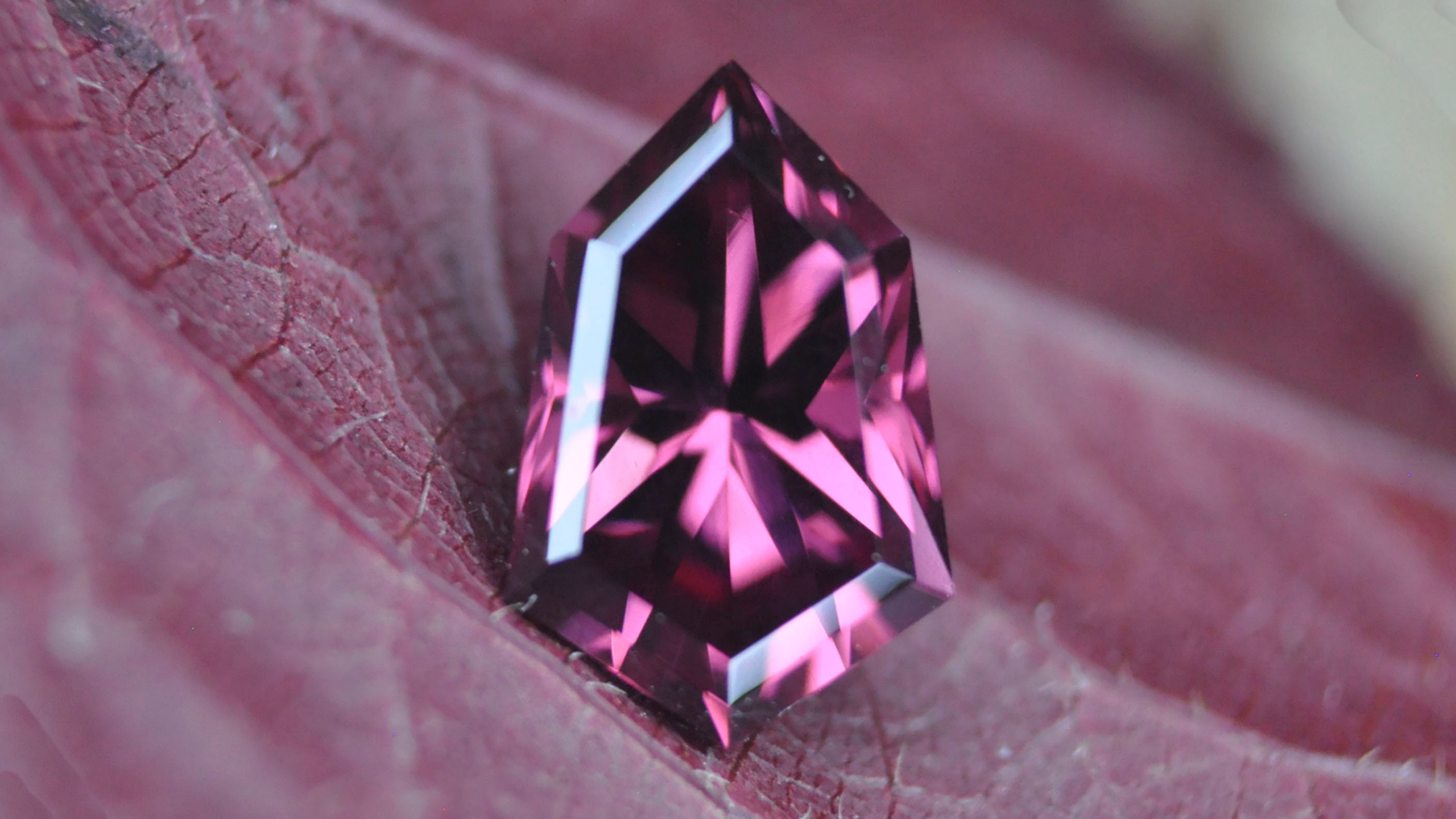 Grenat Rhodolite 0.95ct
