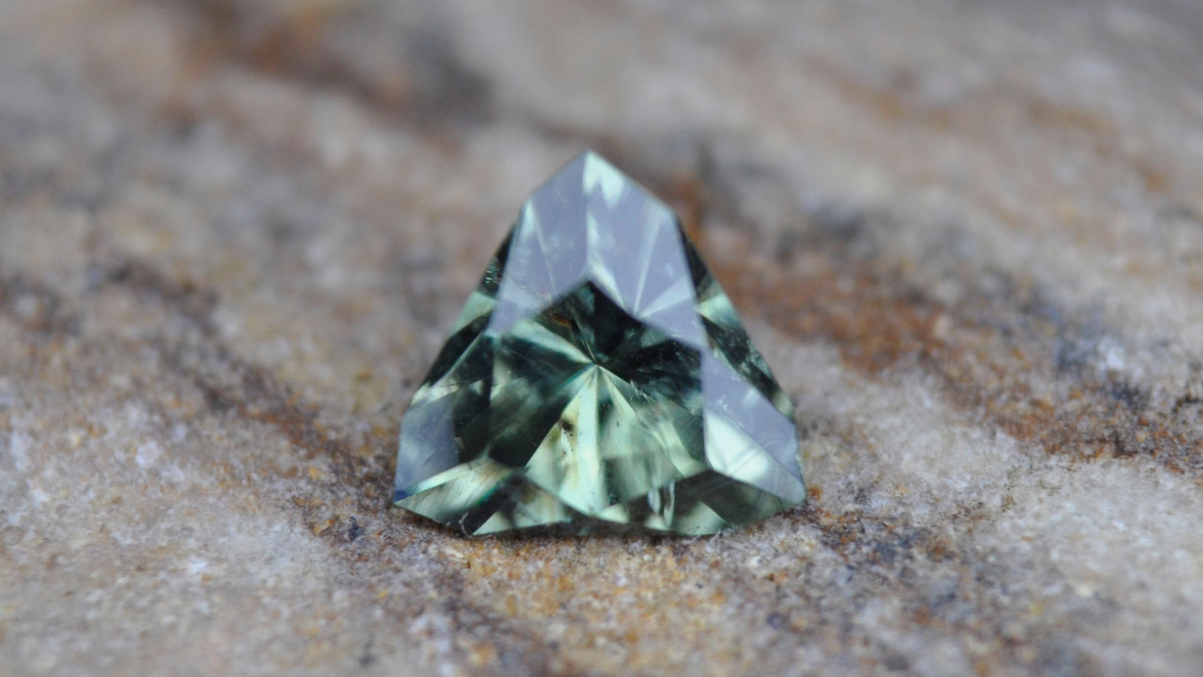 Saphir 0.3ct