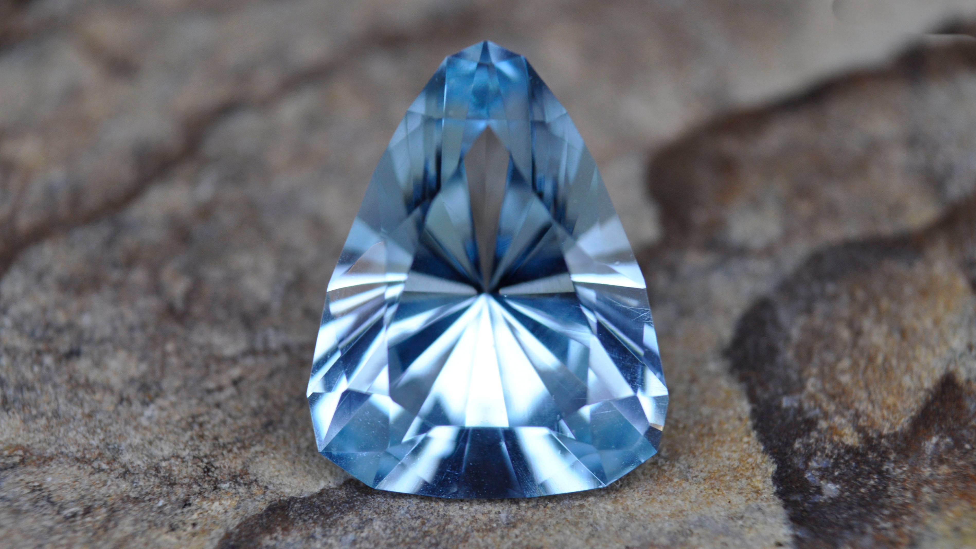 Topaze Bleue 5.5ct