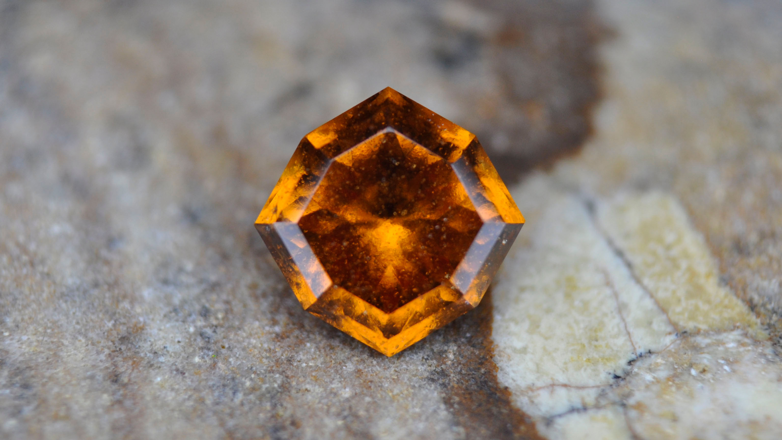 Grenat hessonite 1.3ct
