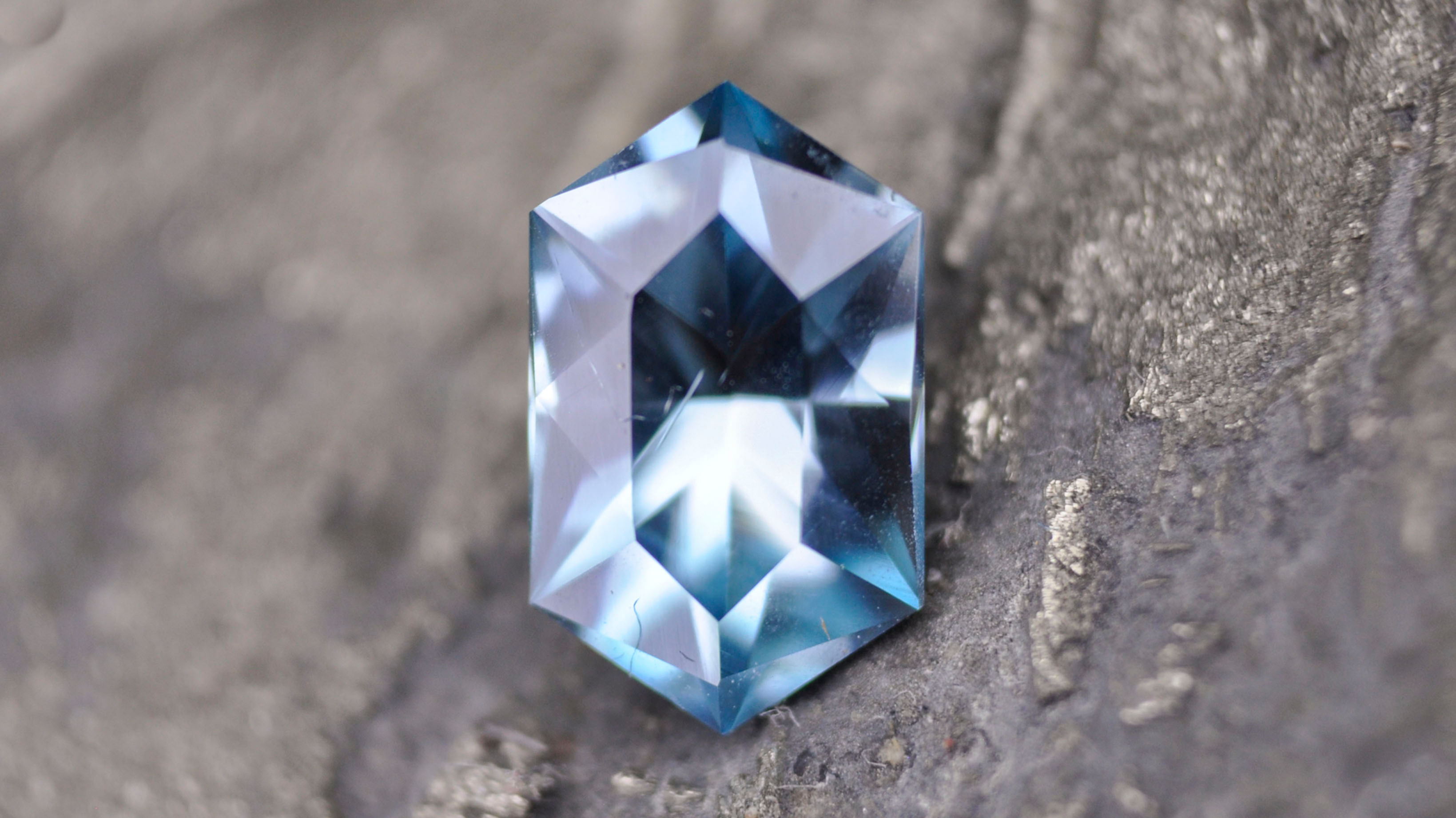 Zircon Bleu 1.57ct
