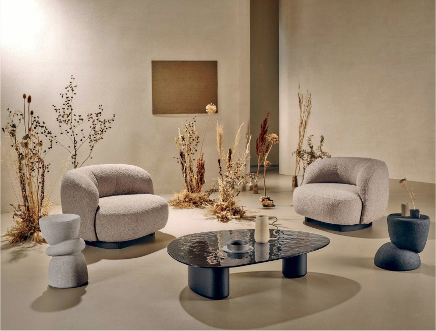 Thumbnail: Pebble Lounge