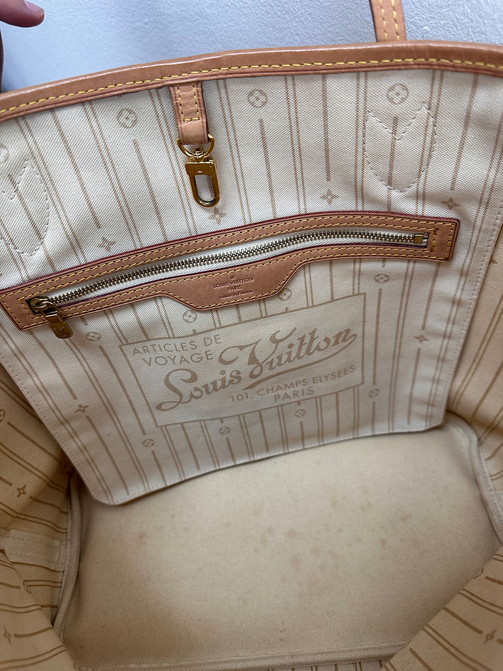 Thumbnail: Louis Vuitton Neverfull MM