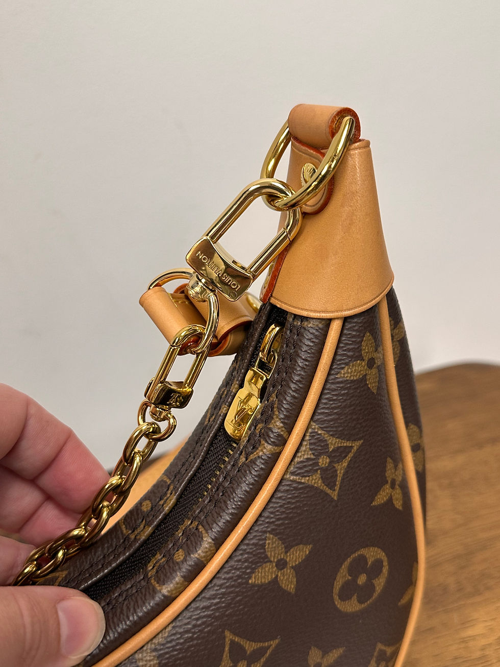 Thumbnail: Louis Vuitton Loop